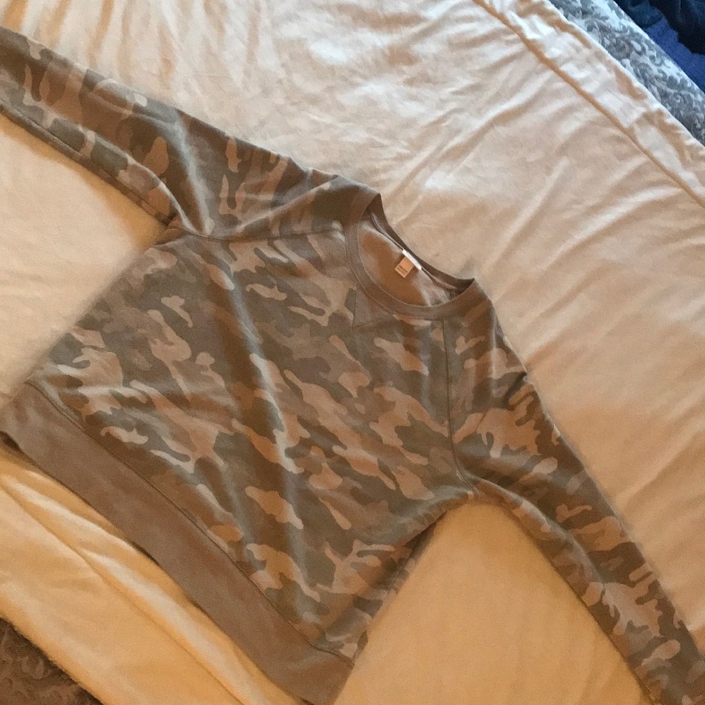 Camo longeeve
